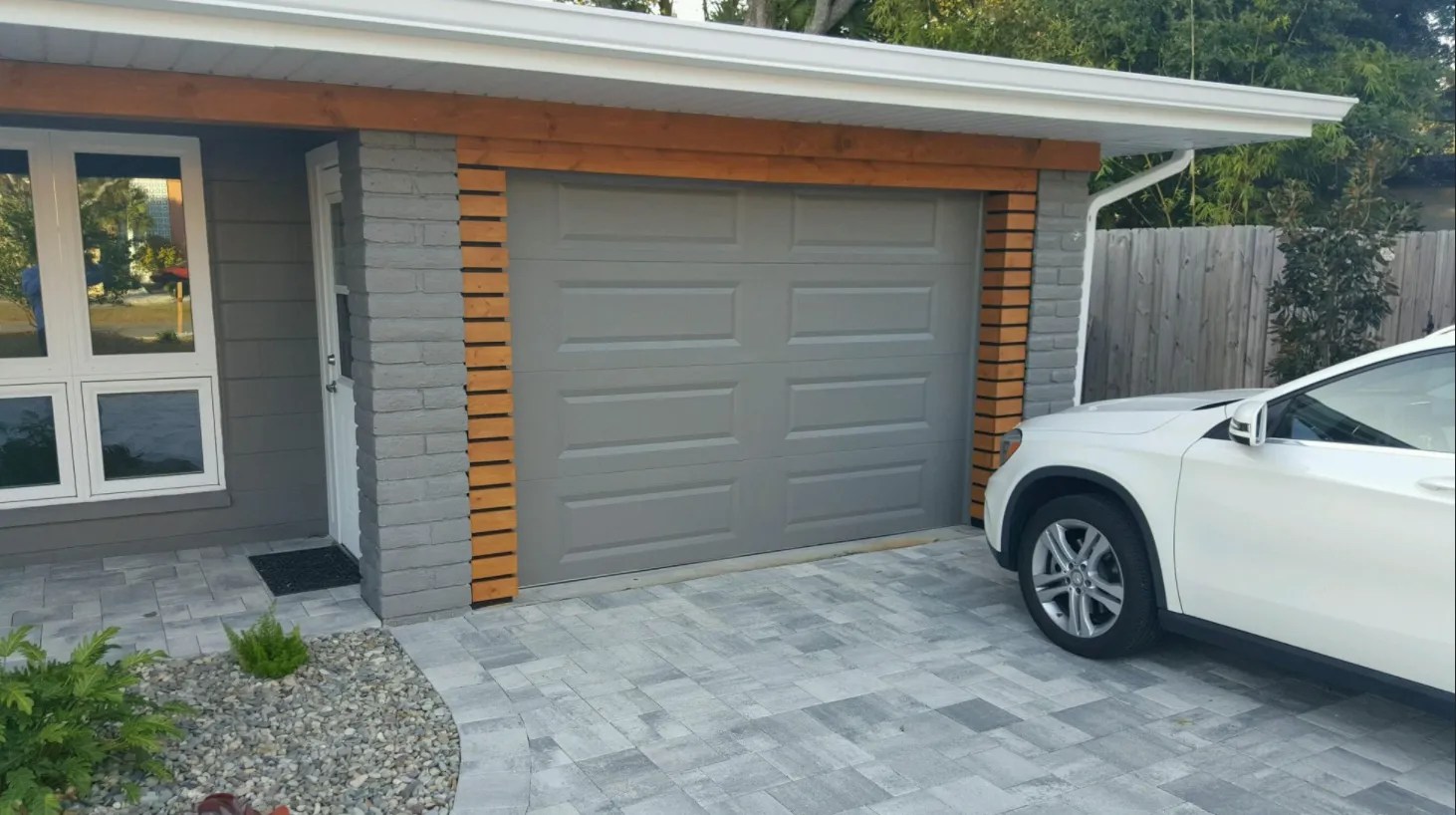 Garage Door Company l Bradenton, FL l Access Garage Door Service and Repair