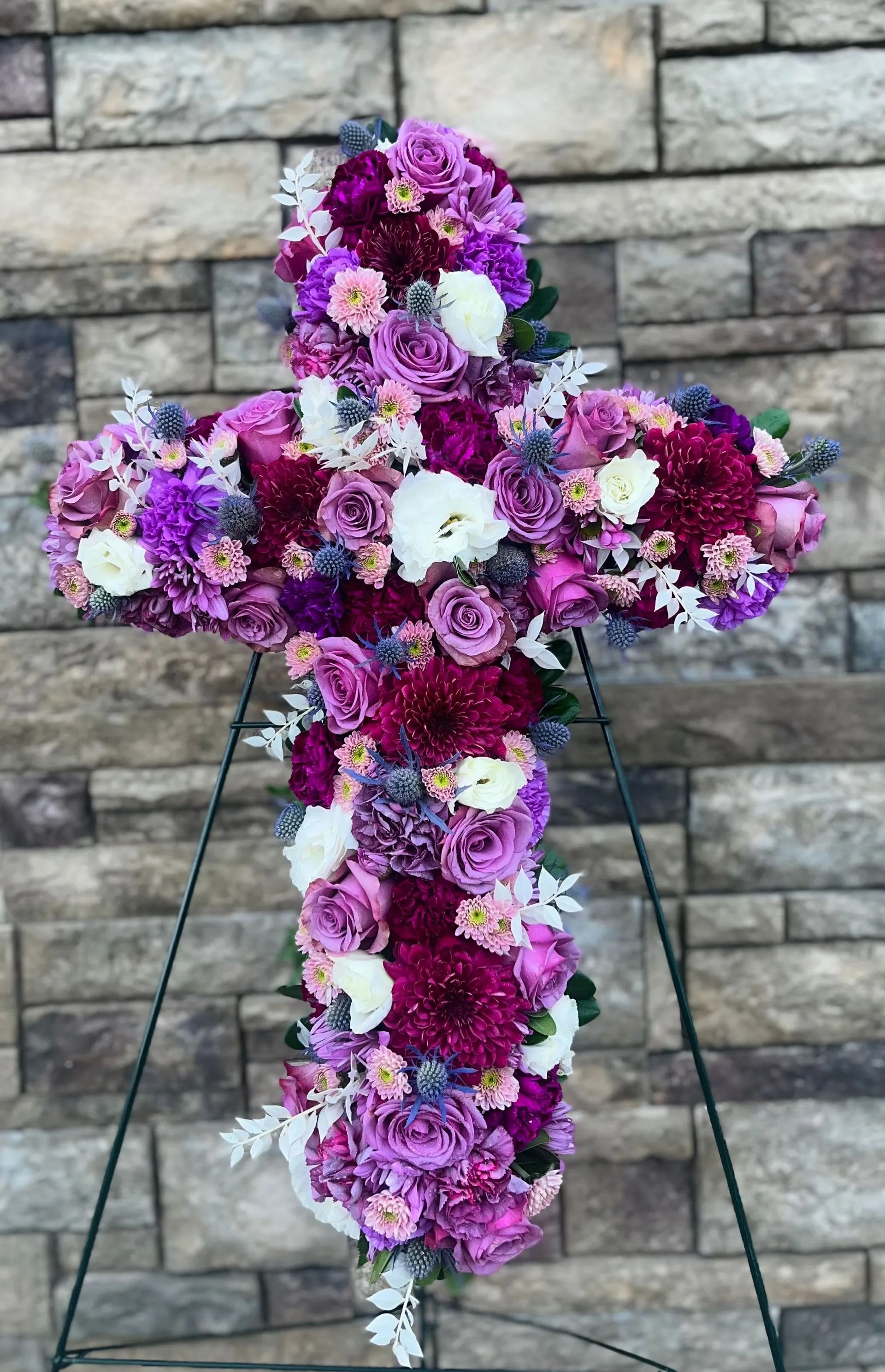 Funeral Arrangement and Sympathy Detroit Lakes, MN Central Floral