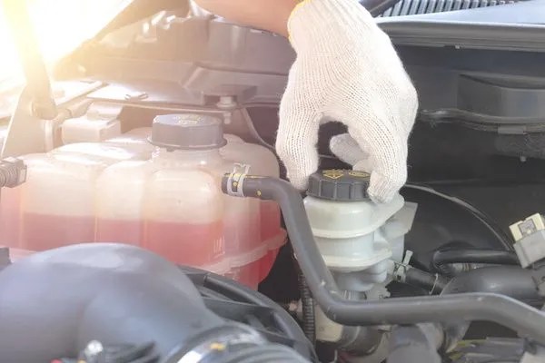 What Are Signs of Low Brake Fluid - BG Automotive
