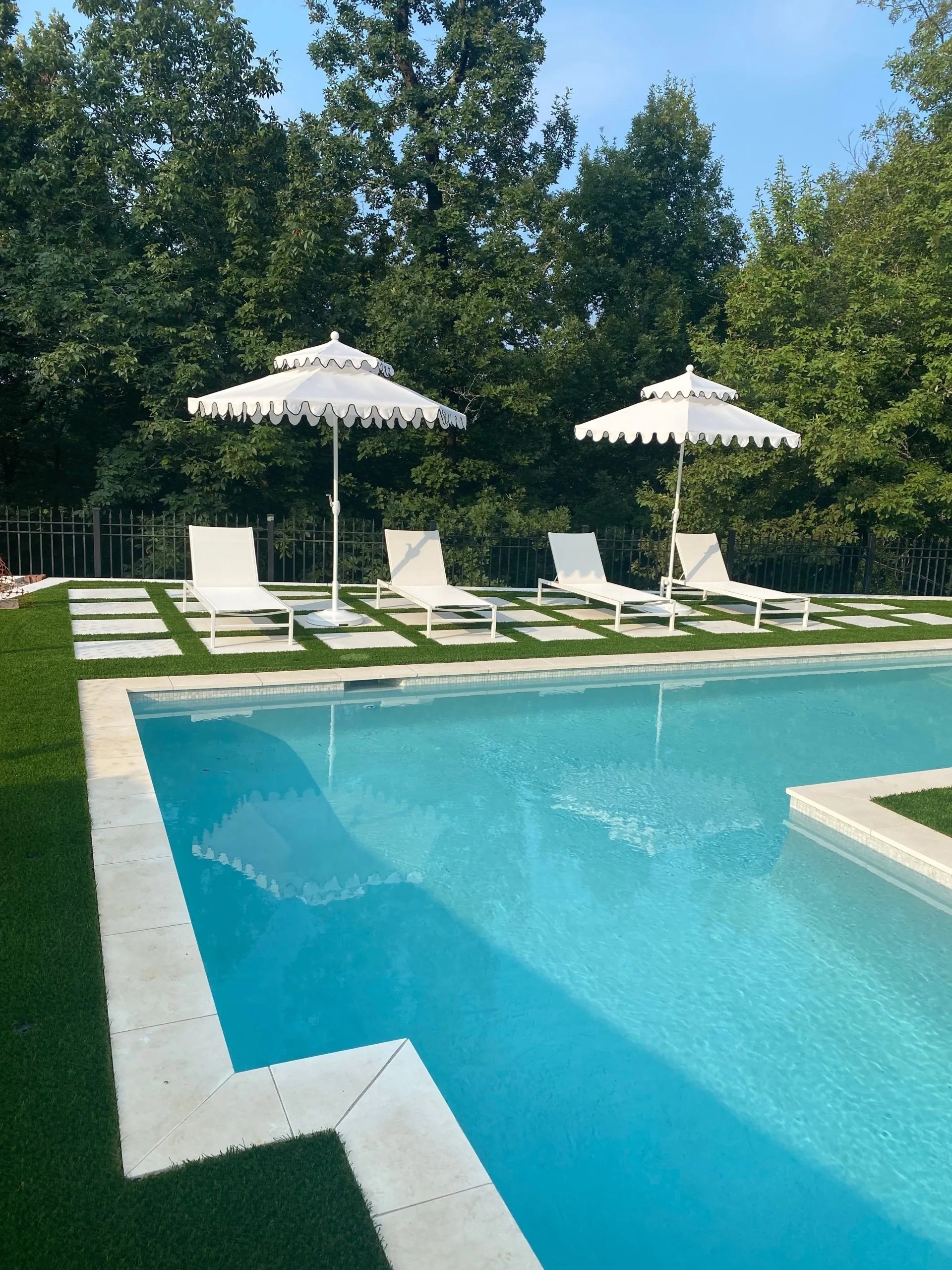 Projects Arkansas Luxury Lawns Little Rock, AR