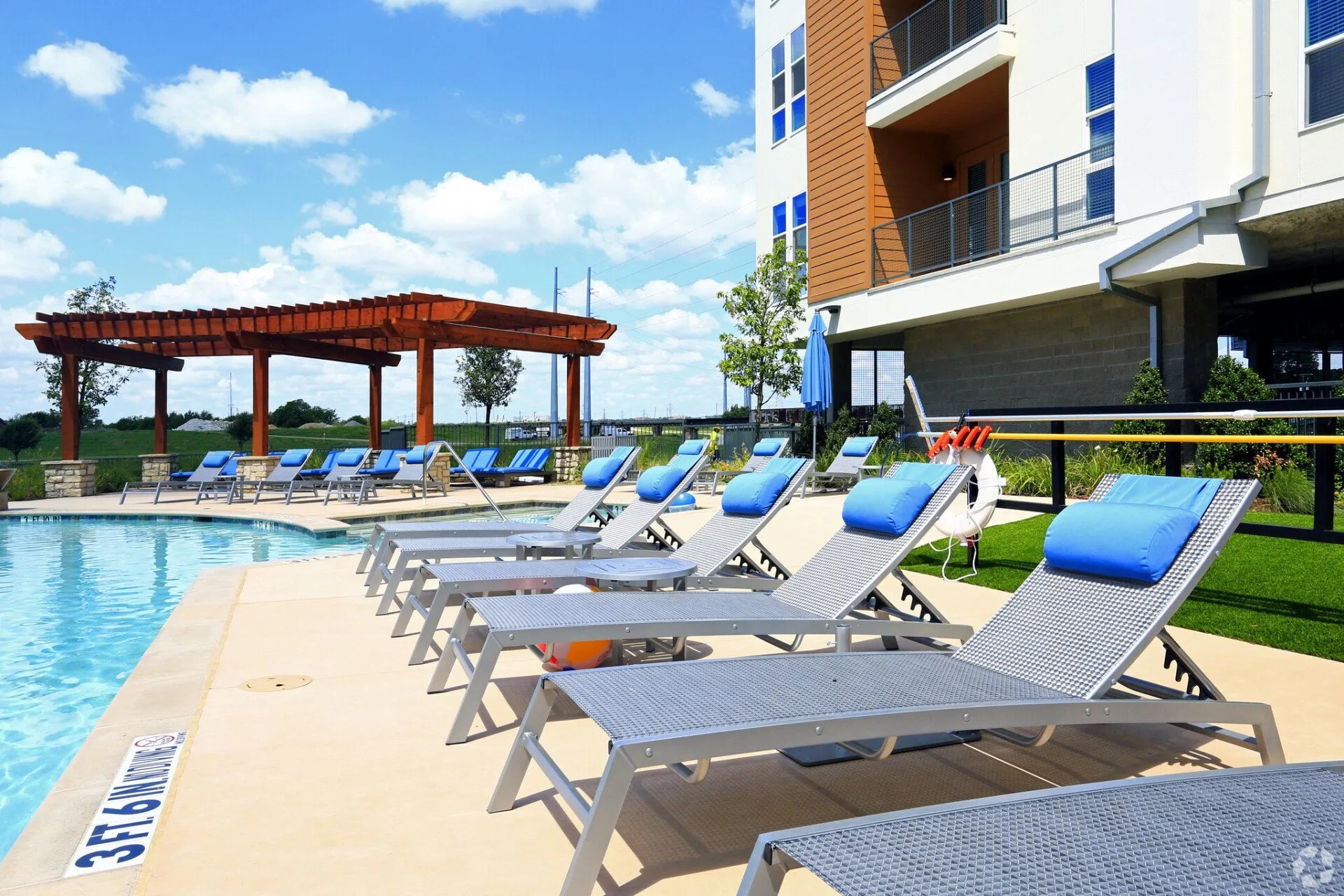 Gallery Pet Friendly Fort Worth, TX Apts