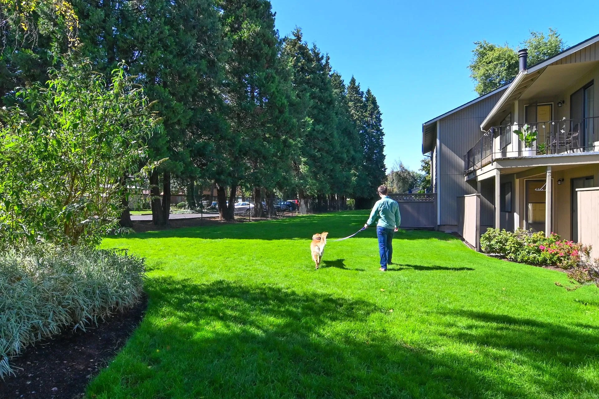 Kentfield Apartments & Townhomes in Eugene, Oregon