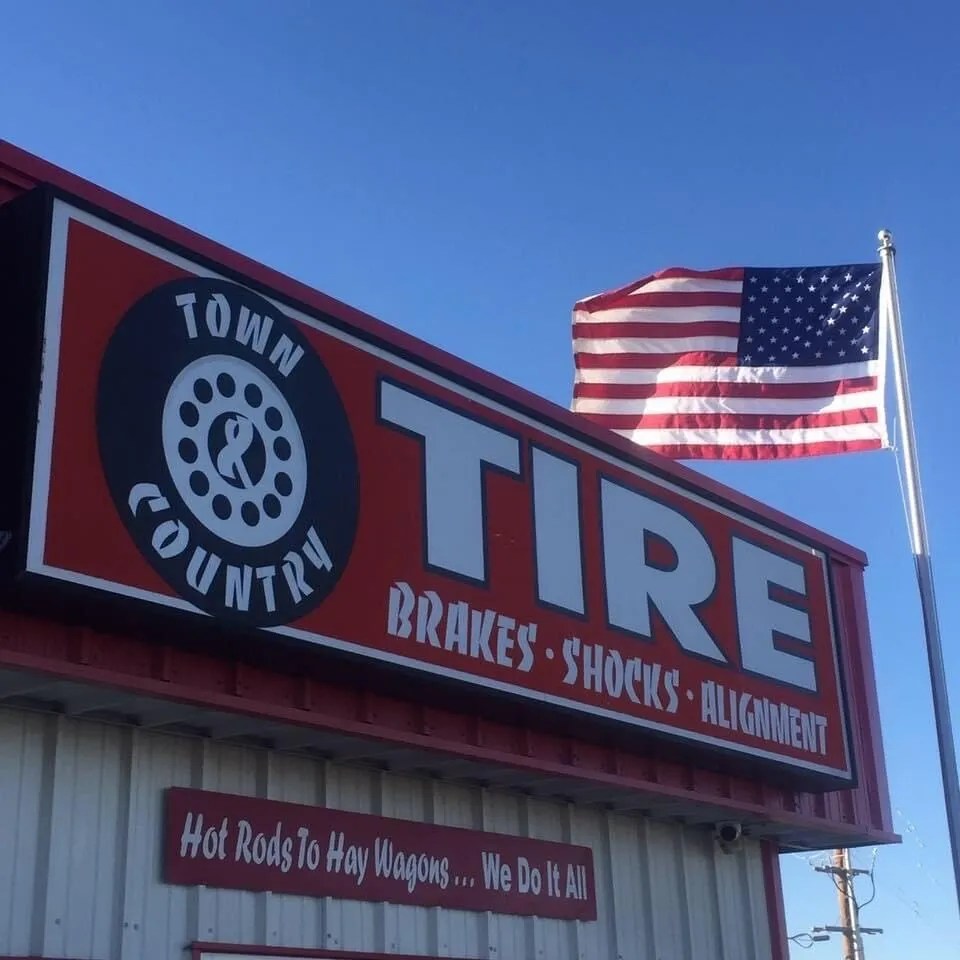 RECENT GALLERIES Town & Country Tire