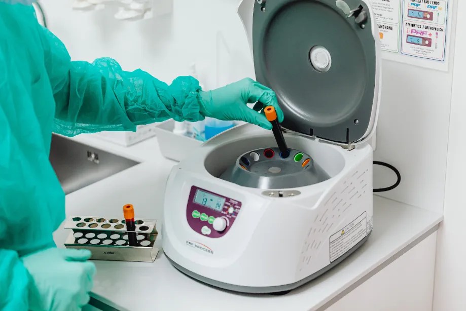 What Are the Advantages of Having an InHospital Laboratory?