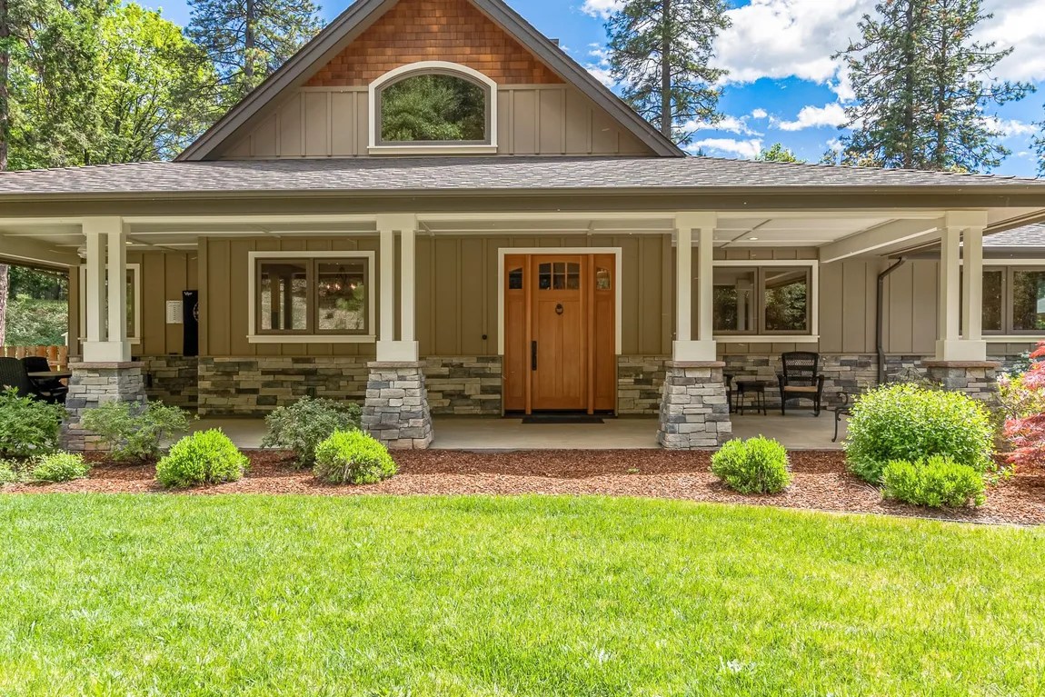 NICHOLS REALTY GROUP, INC. robinnichols.realtor