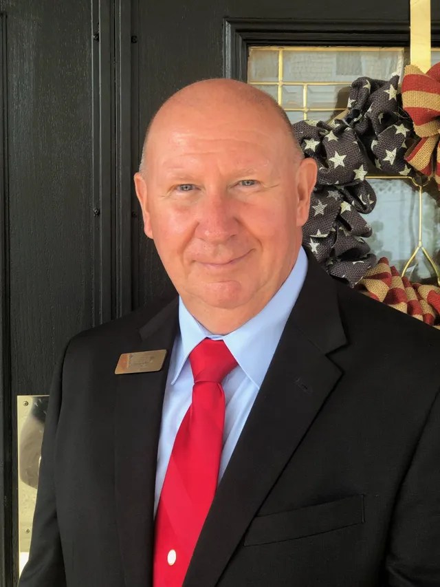 Raymond Snook's Instagram, Twitter & Facebook on IDCrawl