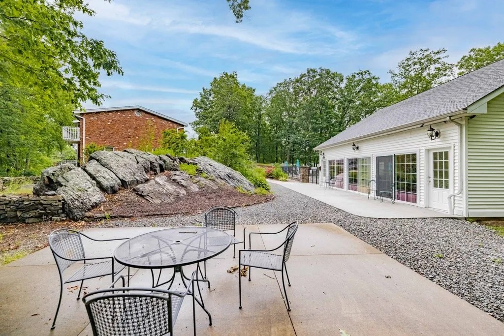 Spacious Apartments for Rent in Waterbury, CT / Convenient Location