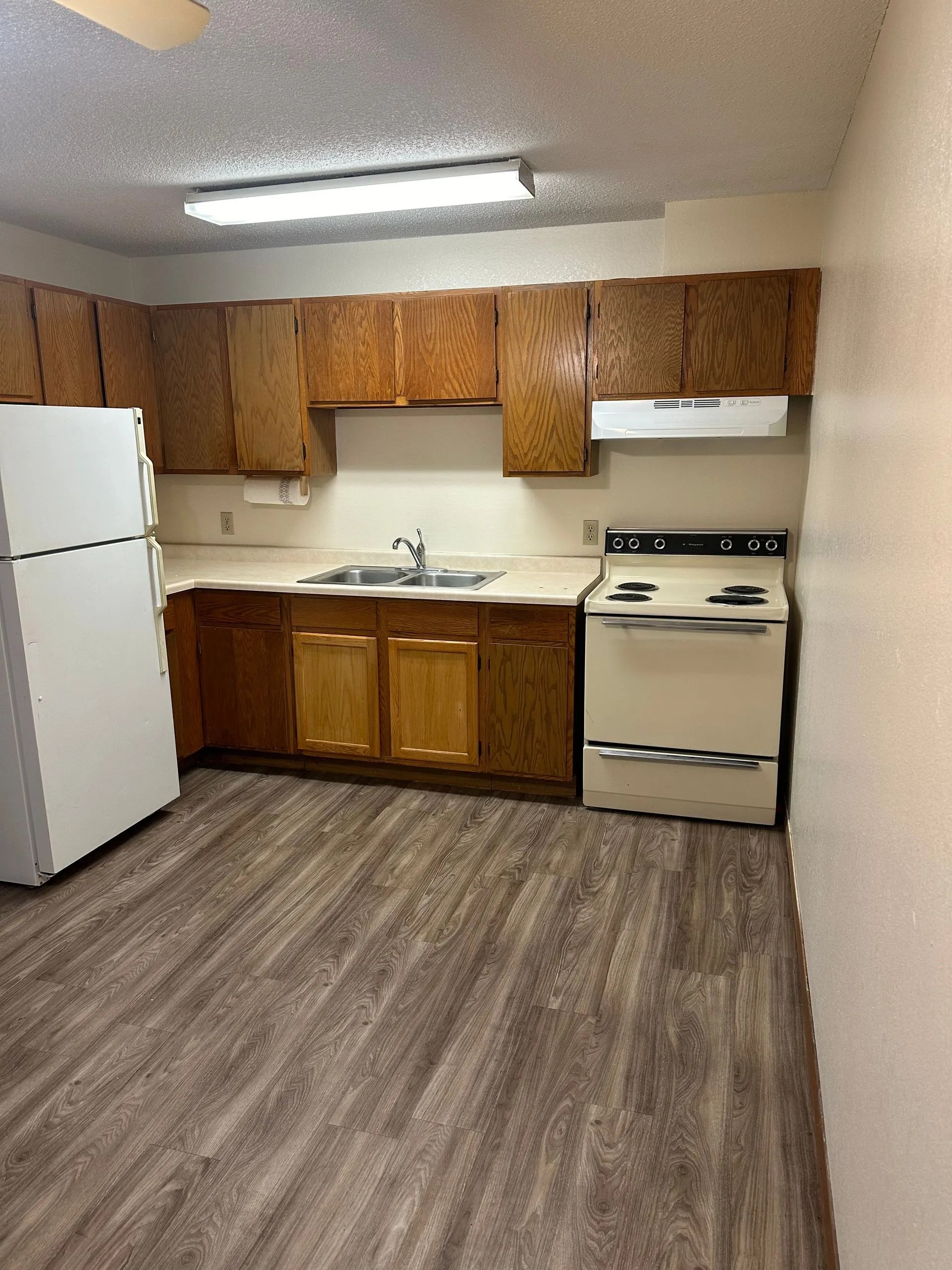 North Place Apartments / LANS Property Management