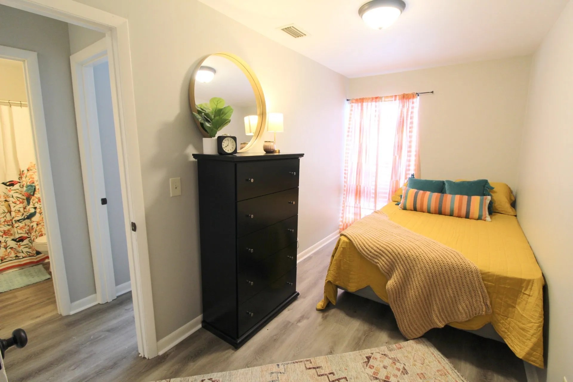 Condos for rent in Hunters Ridge, Near JMU.