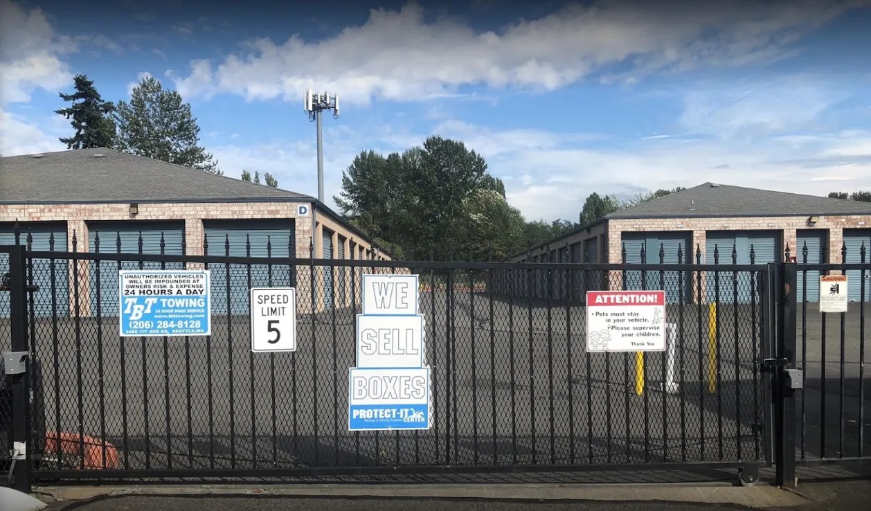 Storage Facility SeaTac, WA Des Moines Way Self Storage
