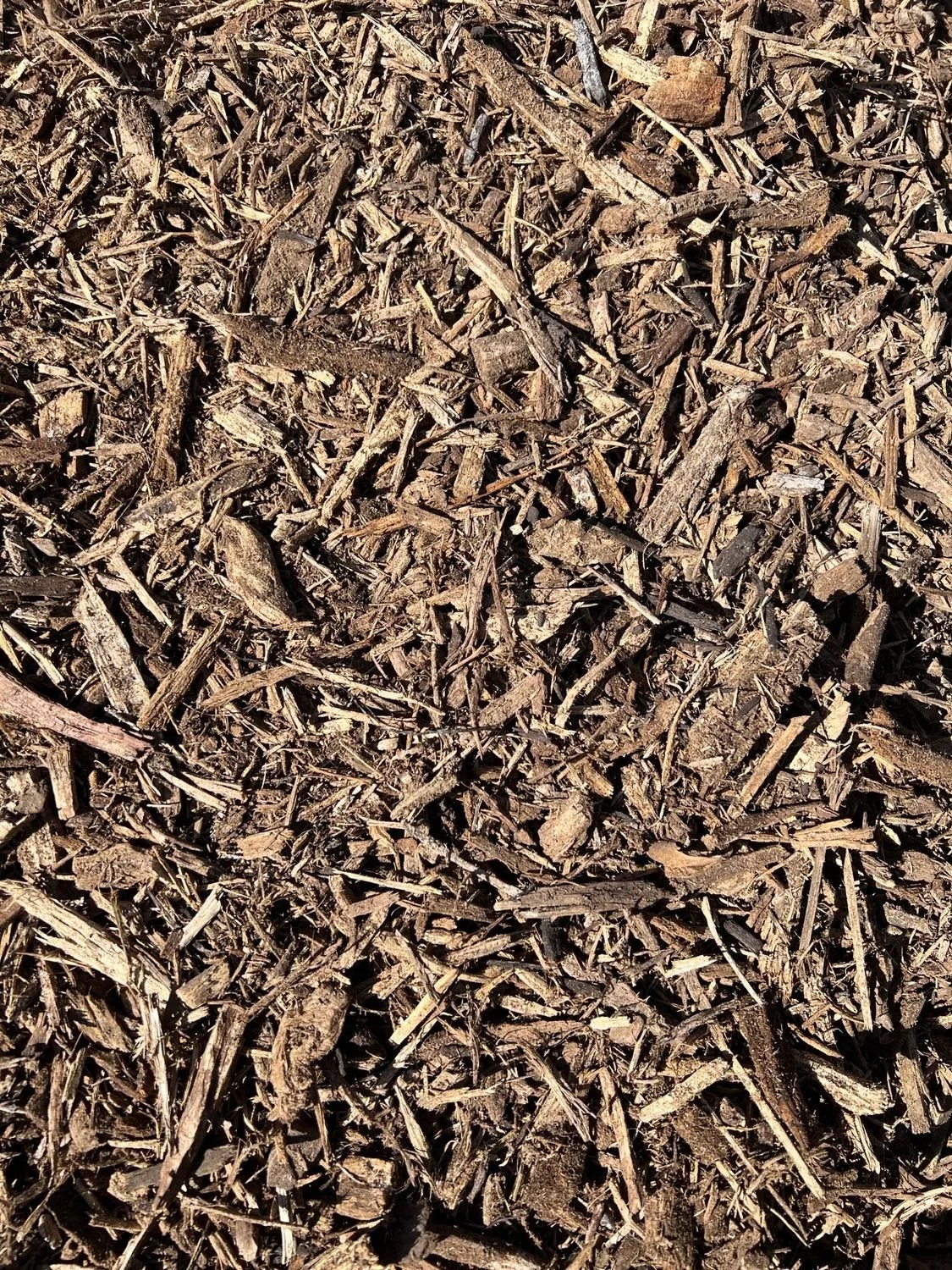 Omaha Dark Brown Mulch Landscaping Wood Chips Garden Mulch