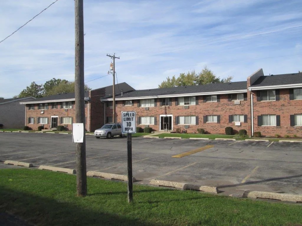 Halsted Park Find your new home in our Rockford area living spaces.