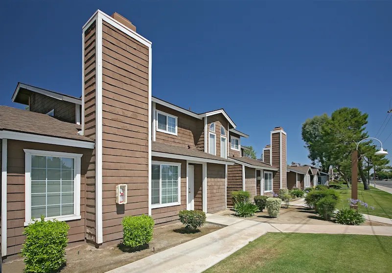 Laurelglen Square Condos for Rent in Bakersfield, CA