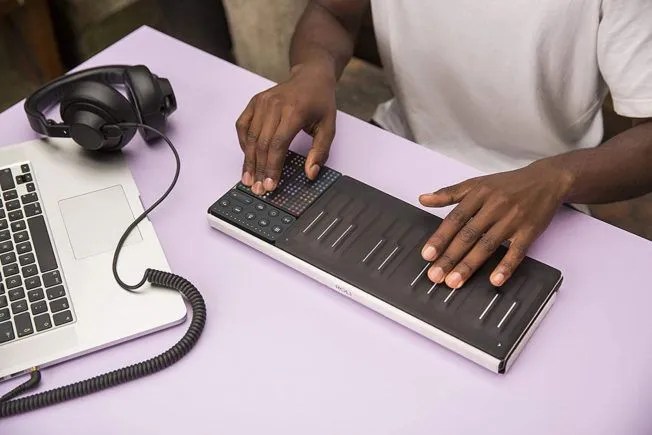 10 Best Mini MIDI Keyboard Controllers