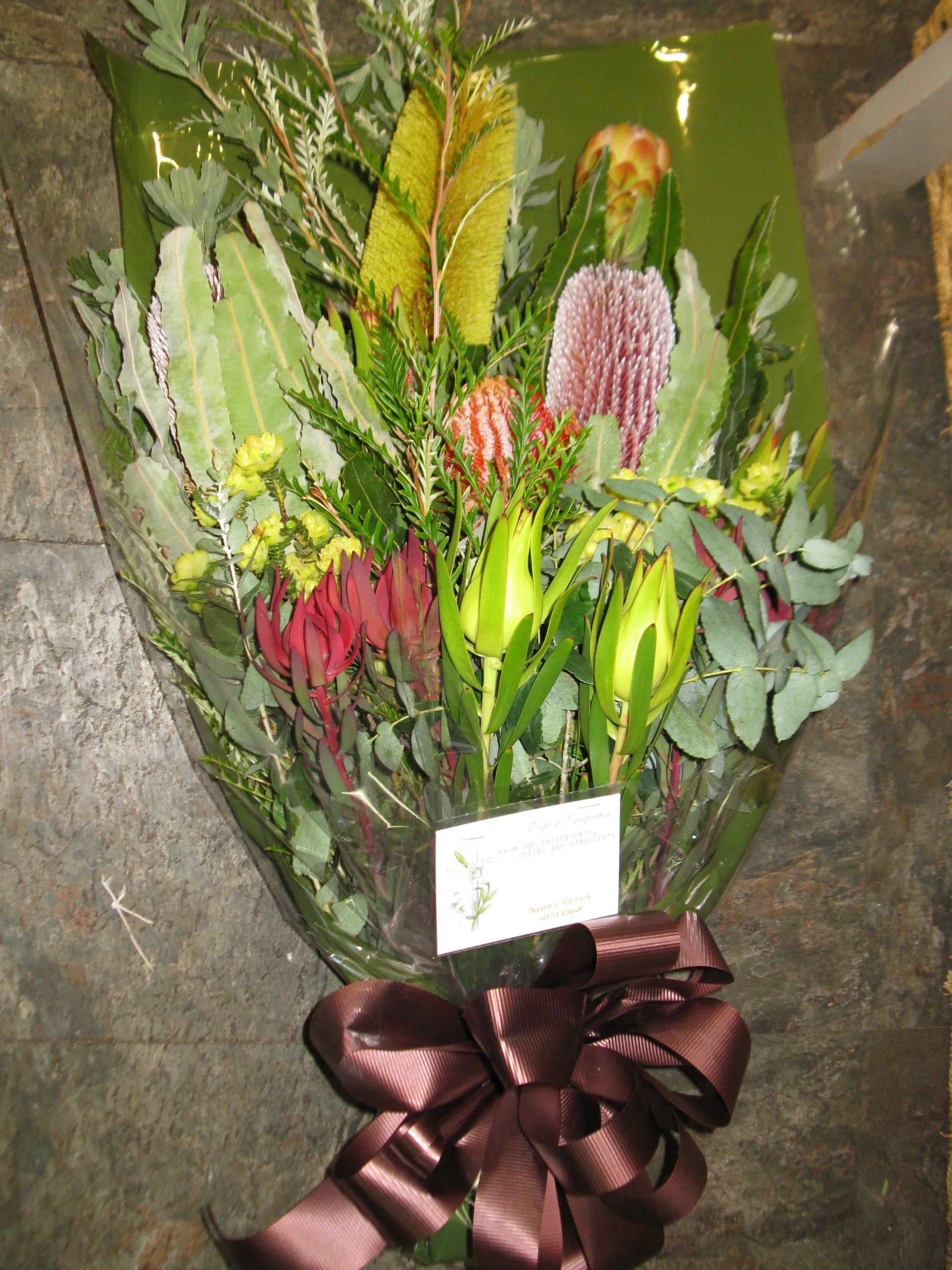 Flower design Mildura Nean's Florist beautiful flowers for all occasions