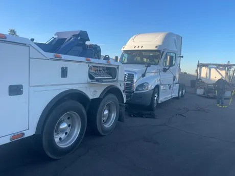Phoenix's Top Choice for Heavy Duty Towing Services: Phoenix Heavy Duty