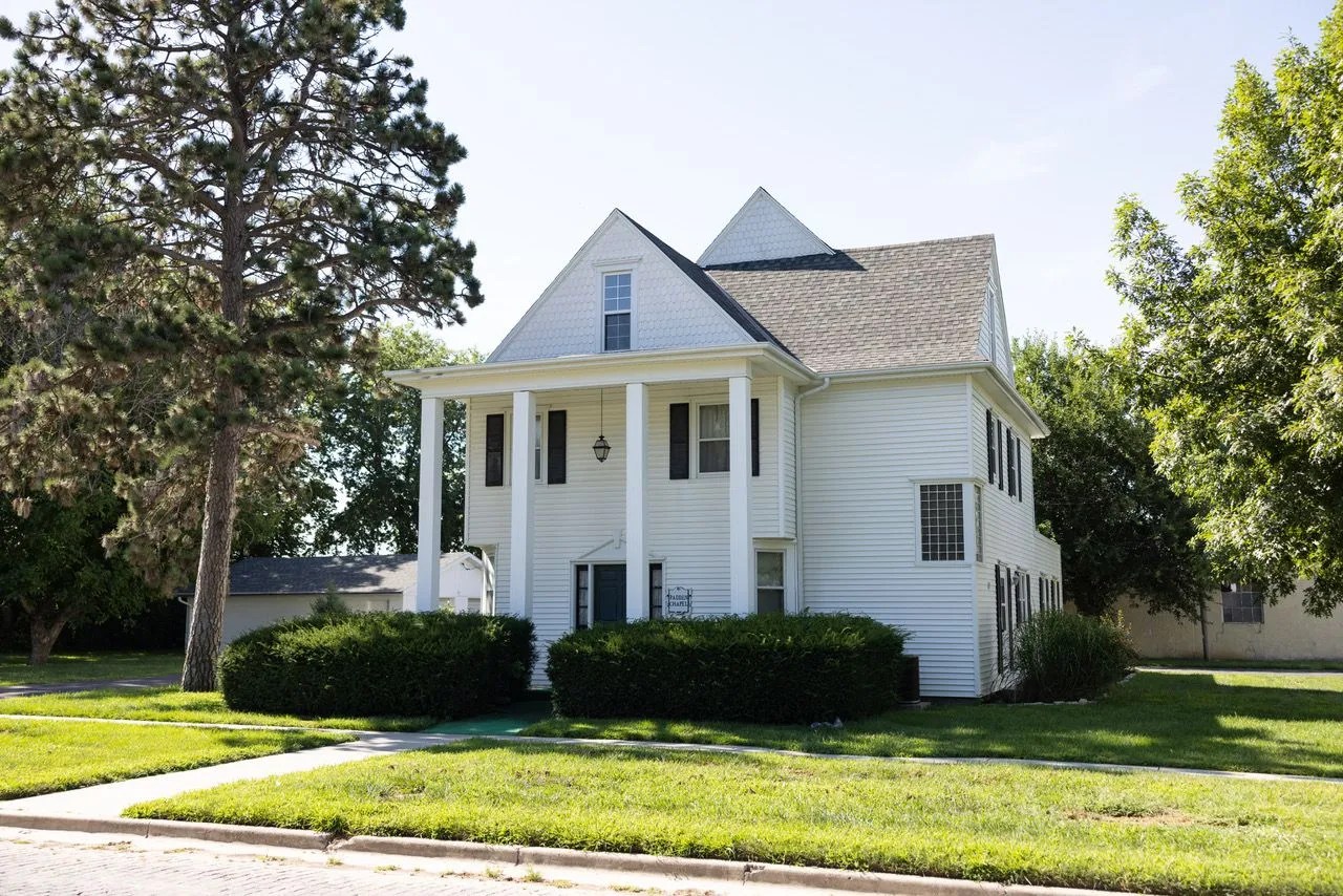 Padden Funeral Chapel Kinsley Mortuary, Padden Funeral Chapel