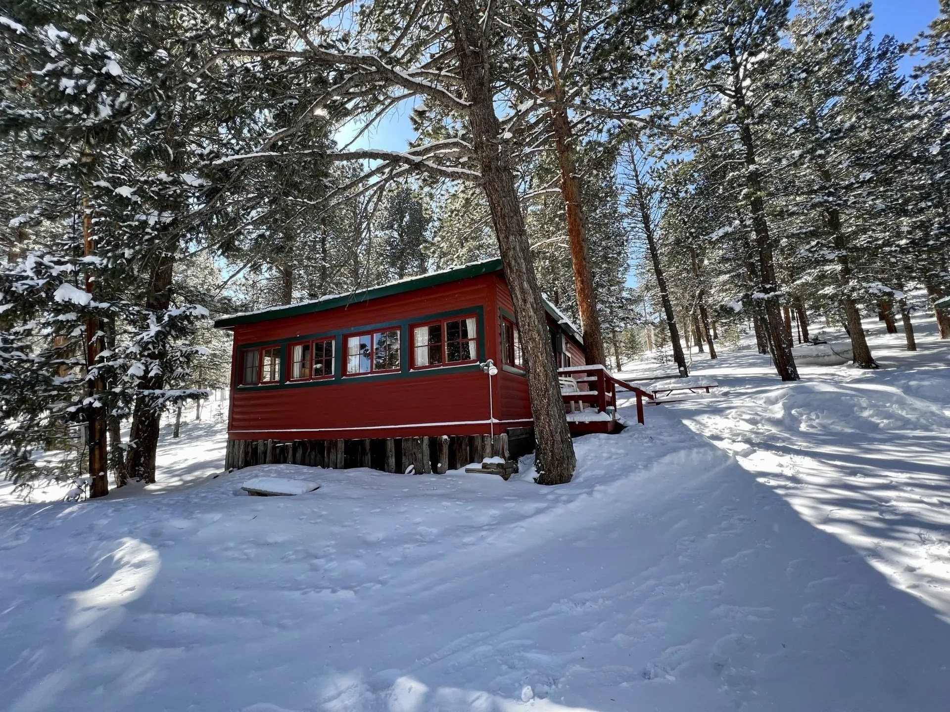 Cabins Sunshine Mountain Lodge, Allenspark, Colorado