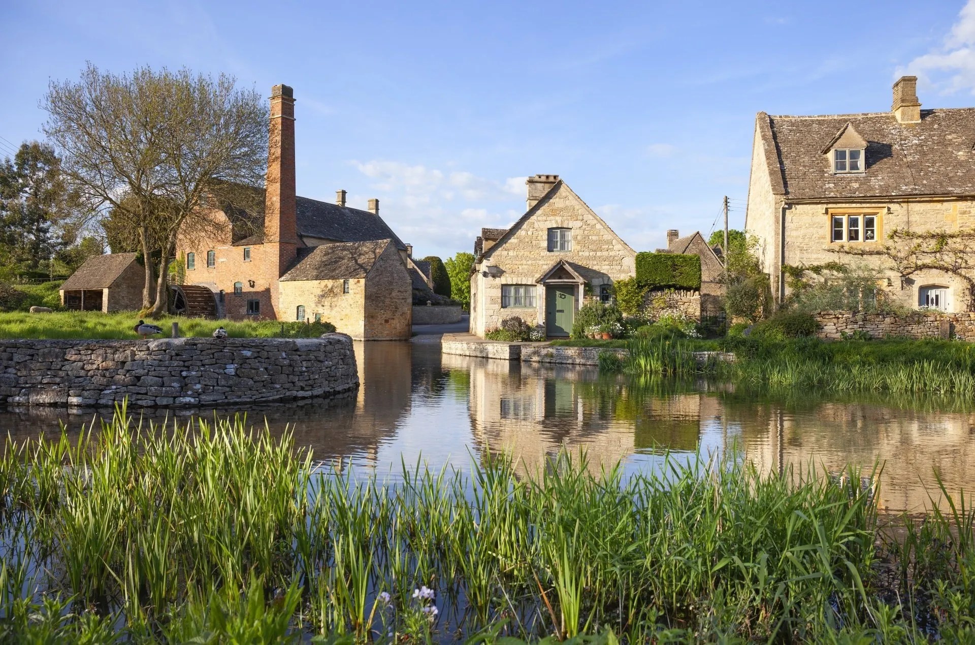 About SelfGuided Tours Cotswold Walks