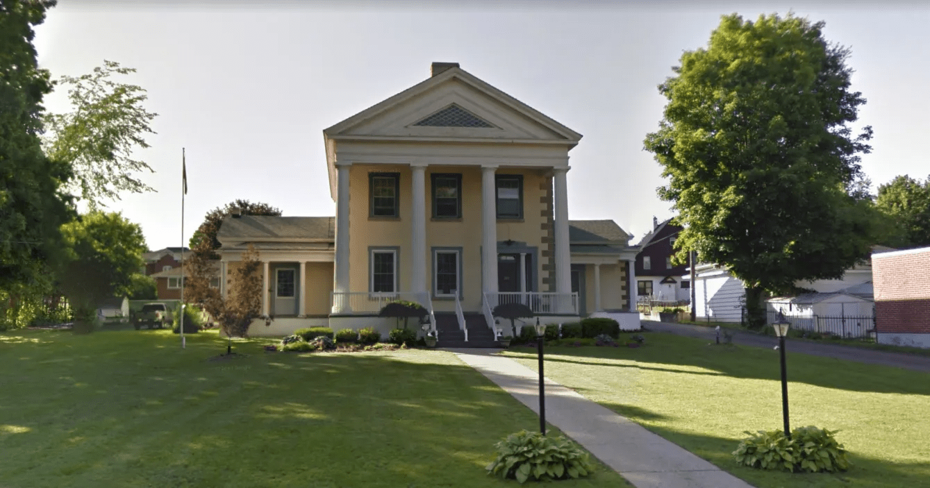 MacKay Funeral Home Prescott, ON