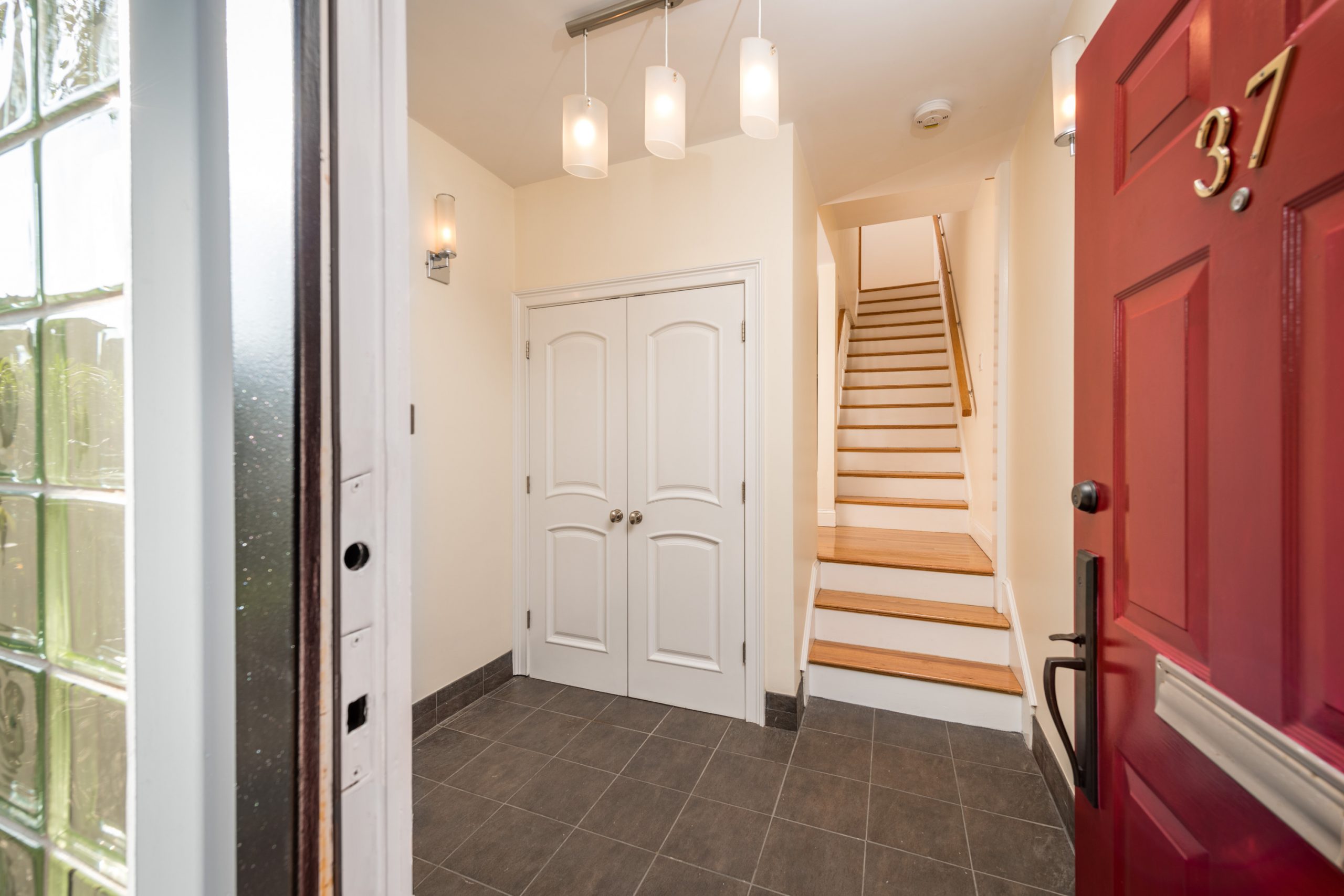 37 Queensberry St Boston MA Barth Real Estate