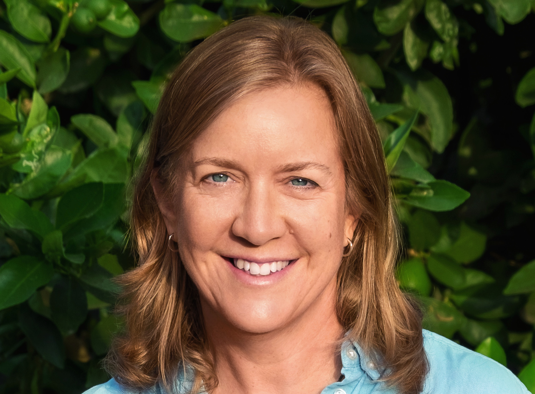 About Lisa Lisa Dickey