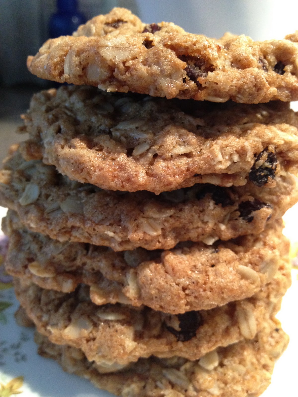 Crispy & Chewy Oatmeal Raisin Cookies Lisa's Project Vegan