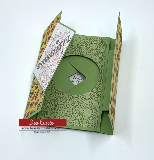 How to Make an Interactive Card Like a Boss PeekaBoo Shutter Card