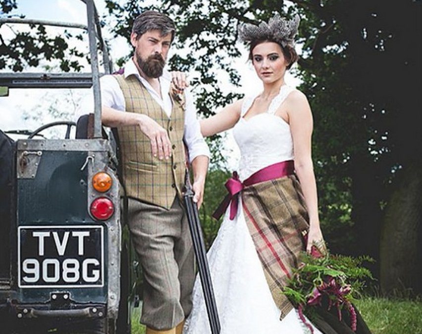 45 Craziest Wedding Photos Of All Time