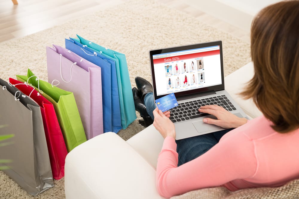 10 Reasons Why Online Shopping is Fun Listaka