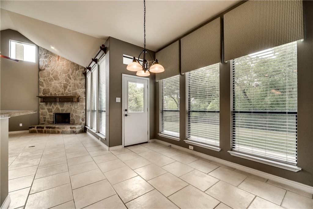 404 Corriente Trl, Azle, TX 76020