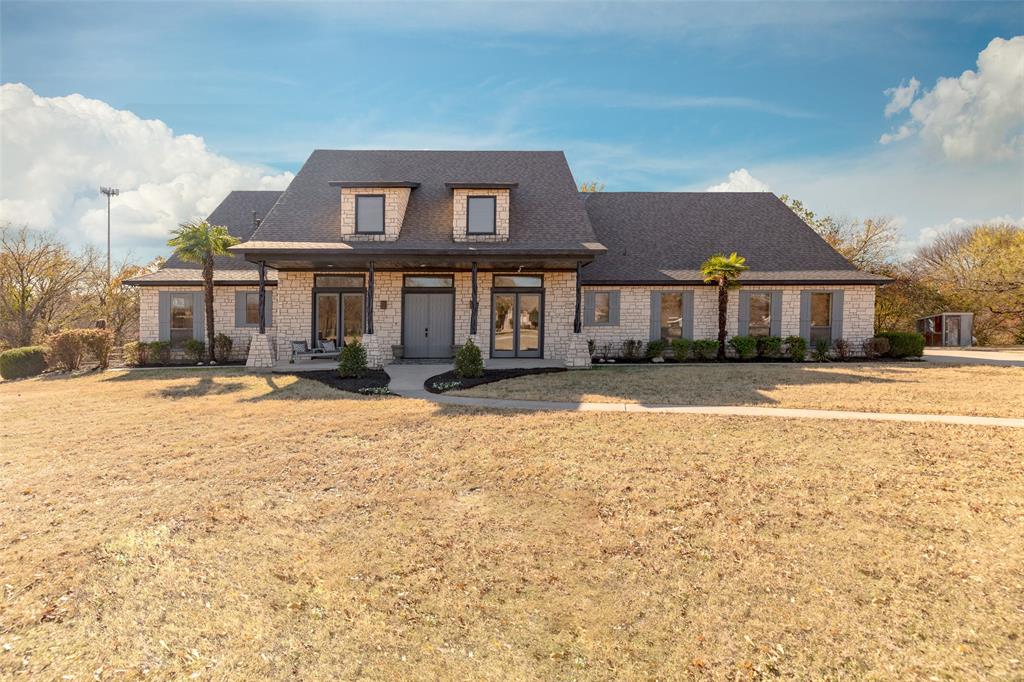 9406 Boat Club Rd, Fort Worth, TX 76179