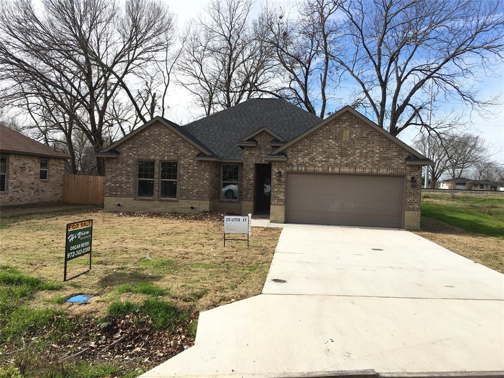 225 Little St, Wilmer, TX 75172