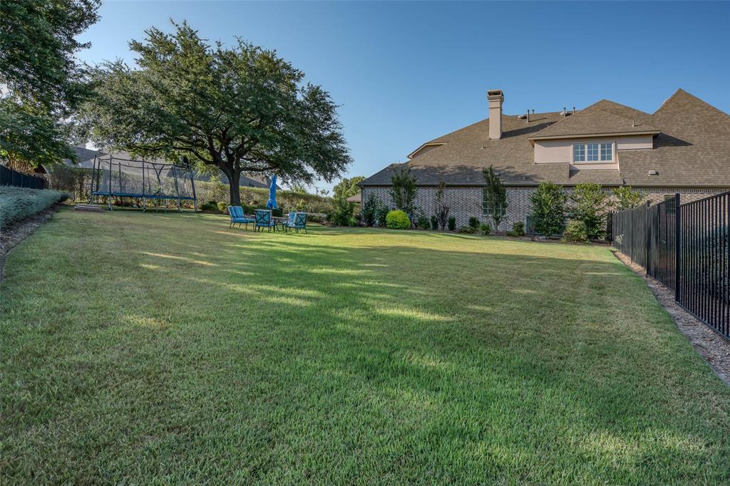 900 Serenity Ln, McKinney, TX 75069