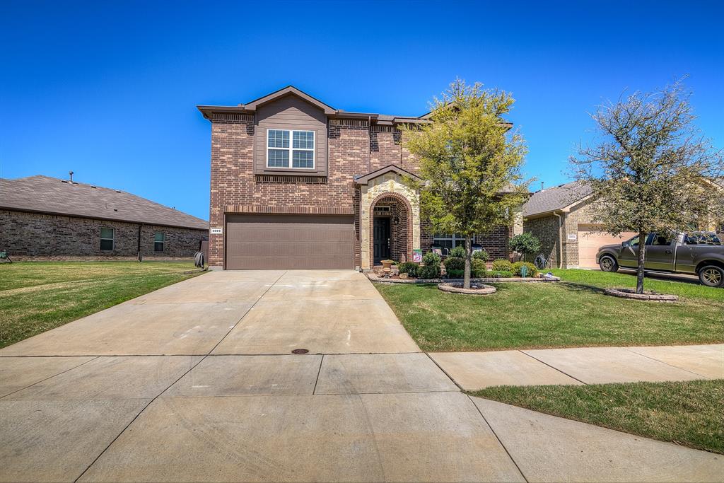 3005 Saddle Creek Dr, Fort Worth, TX 76177