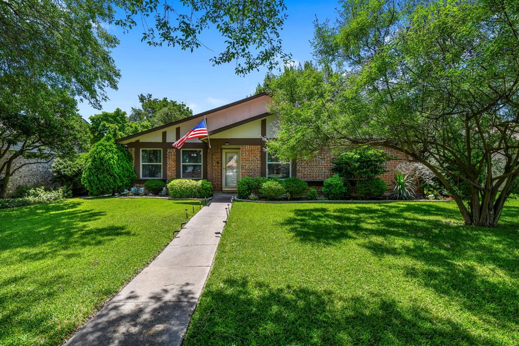 614 Edgemere Dr, Garland, TX 75043