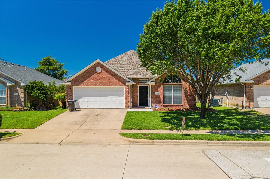 8721 Trace Ridge Pkwy, Fort Worth, TX 76244