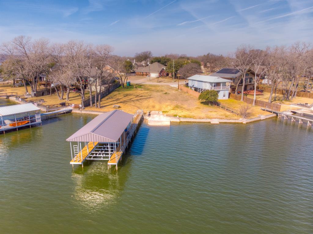 1733 E Lake Dr, Weatherford, TX 76087