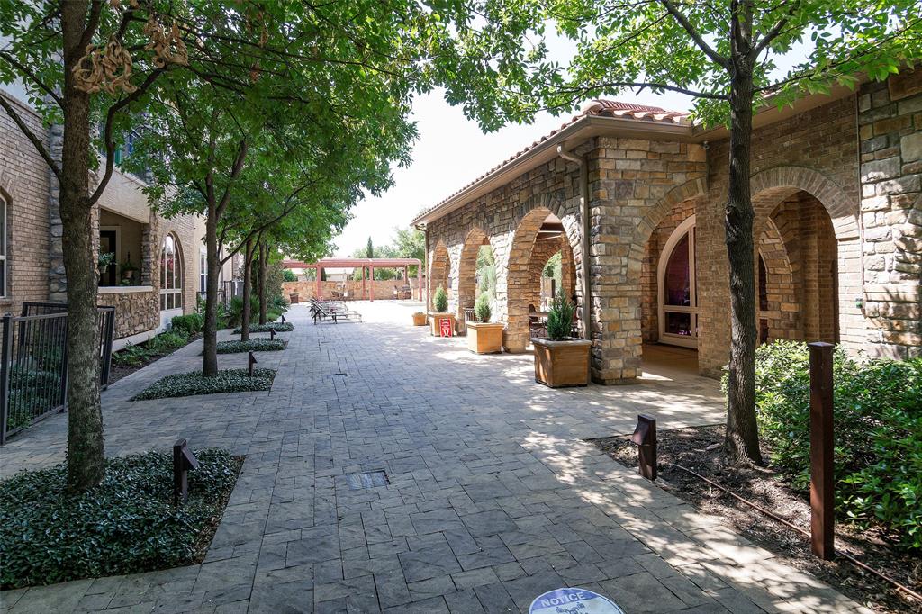 6631 Via Positano 402, Irving, TX 75039