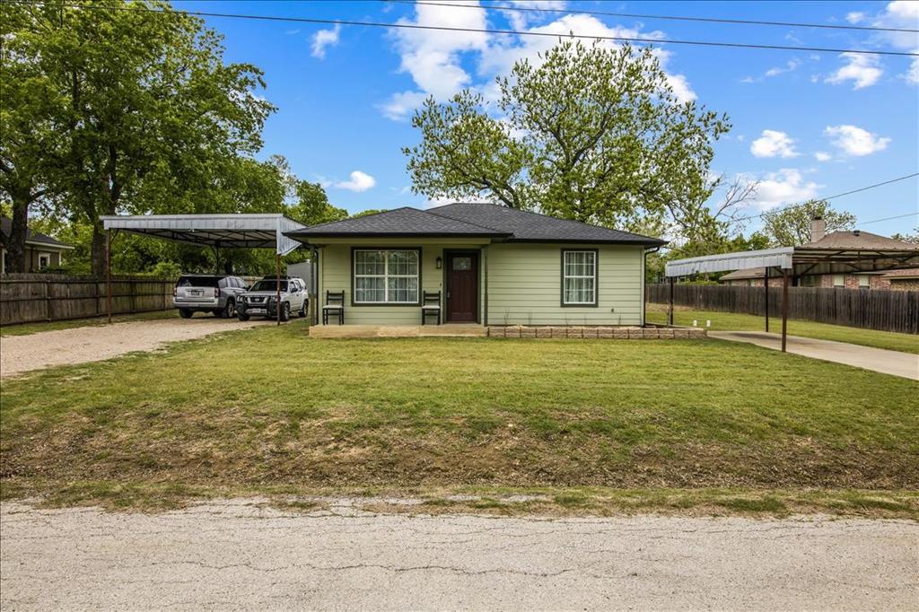 321 N 3rd St, Godley, TX 76044