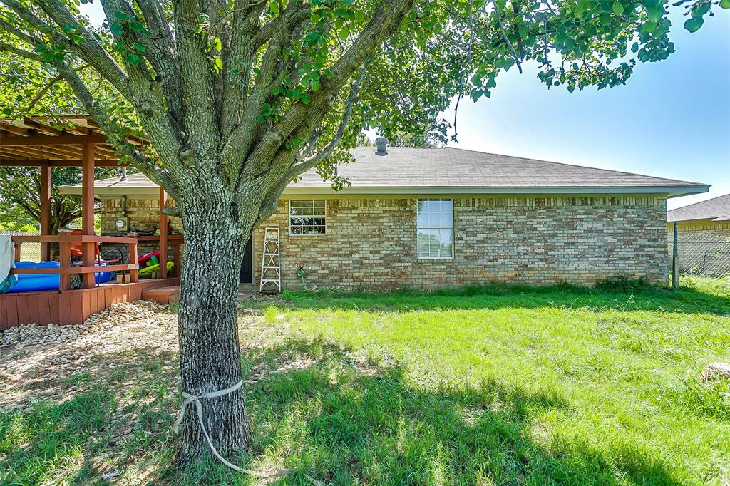 500 Heather Ln, Keene, TX 76059