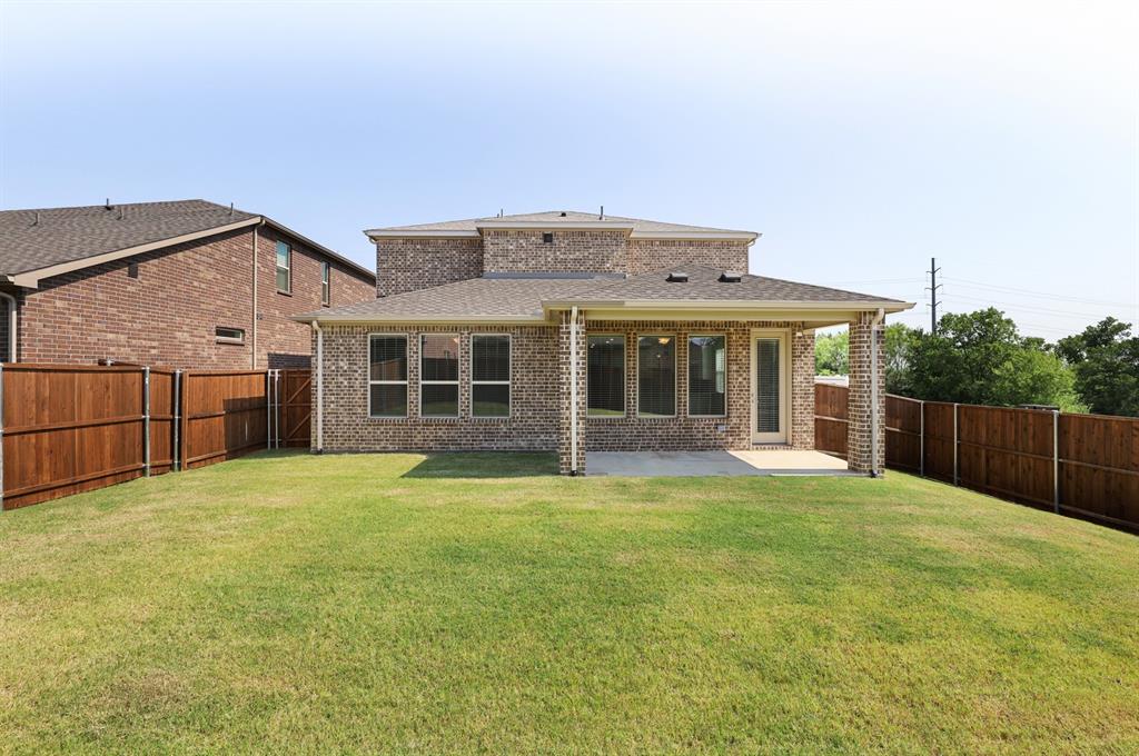 2016 Livingston Rd, Irving, TX 75062