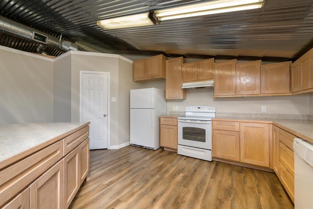 1860 Hall Dr, Waco, TX 76705