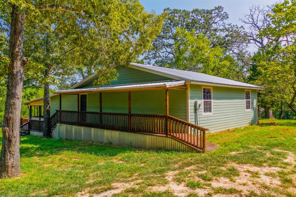 111 W FM 321 Rd W, Cayuga, TX 75832