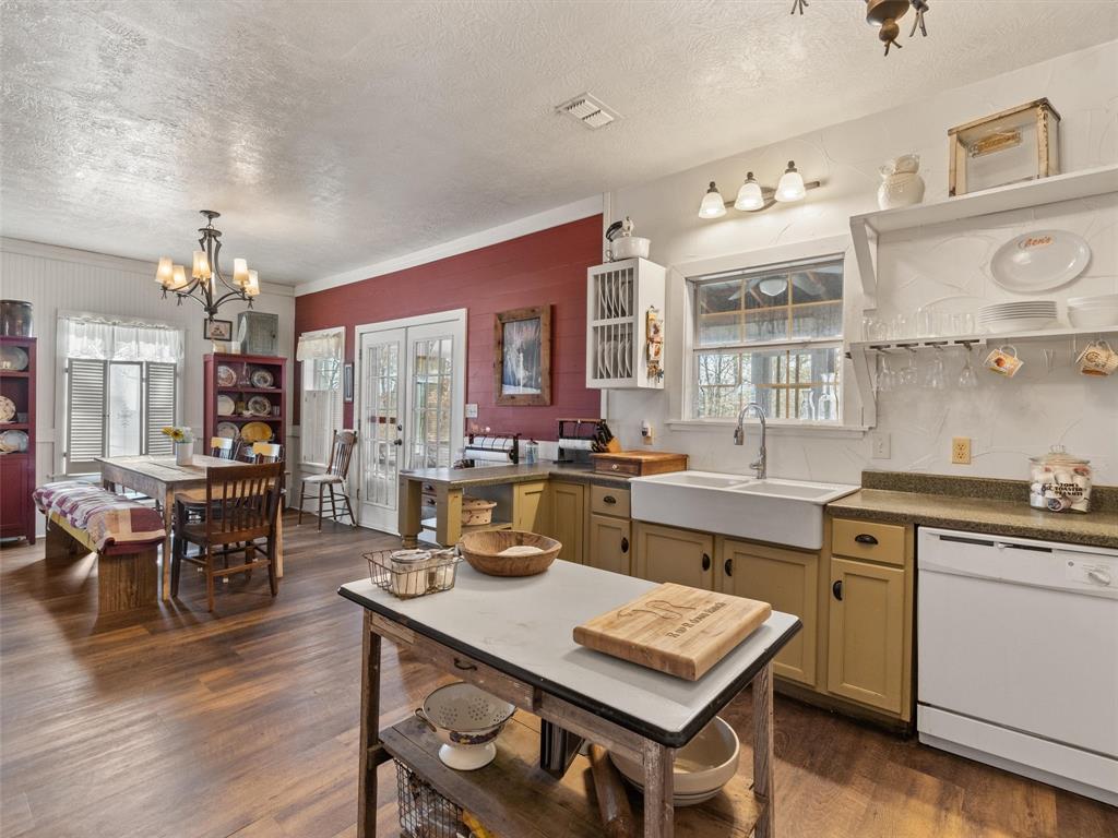 6826 FM 2685, Gilmer, TX 75645