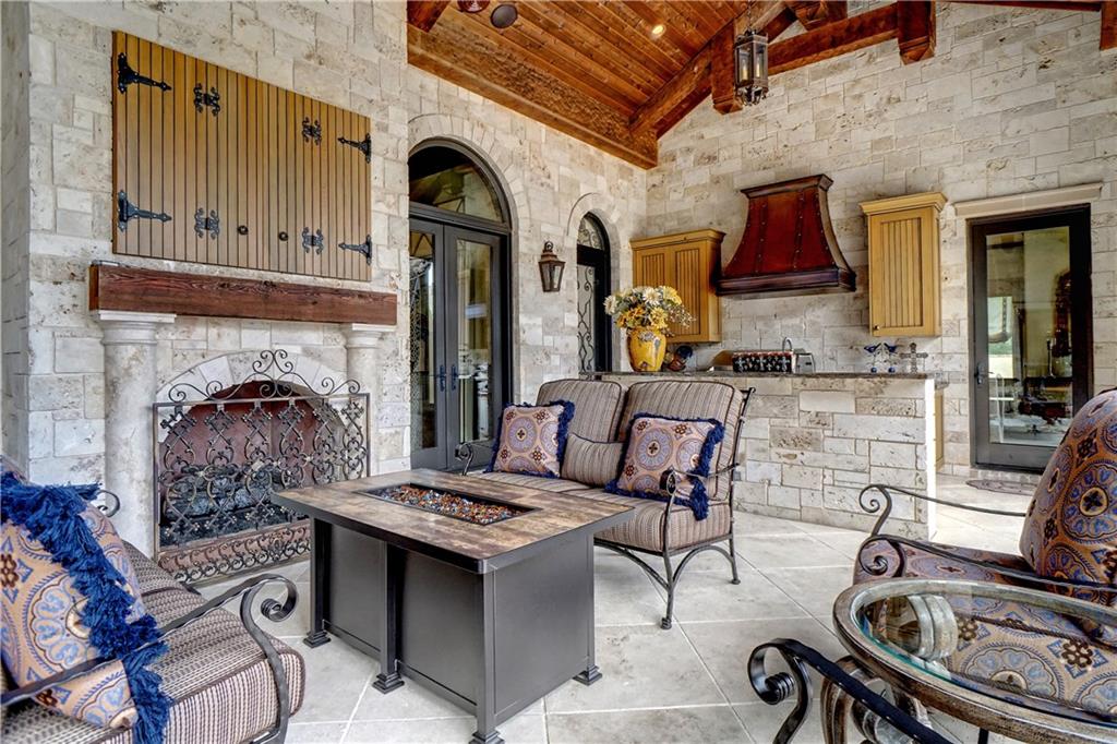 5513 Montclair Dr, Colleyville, TX 76034