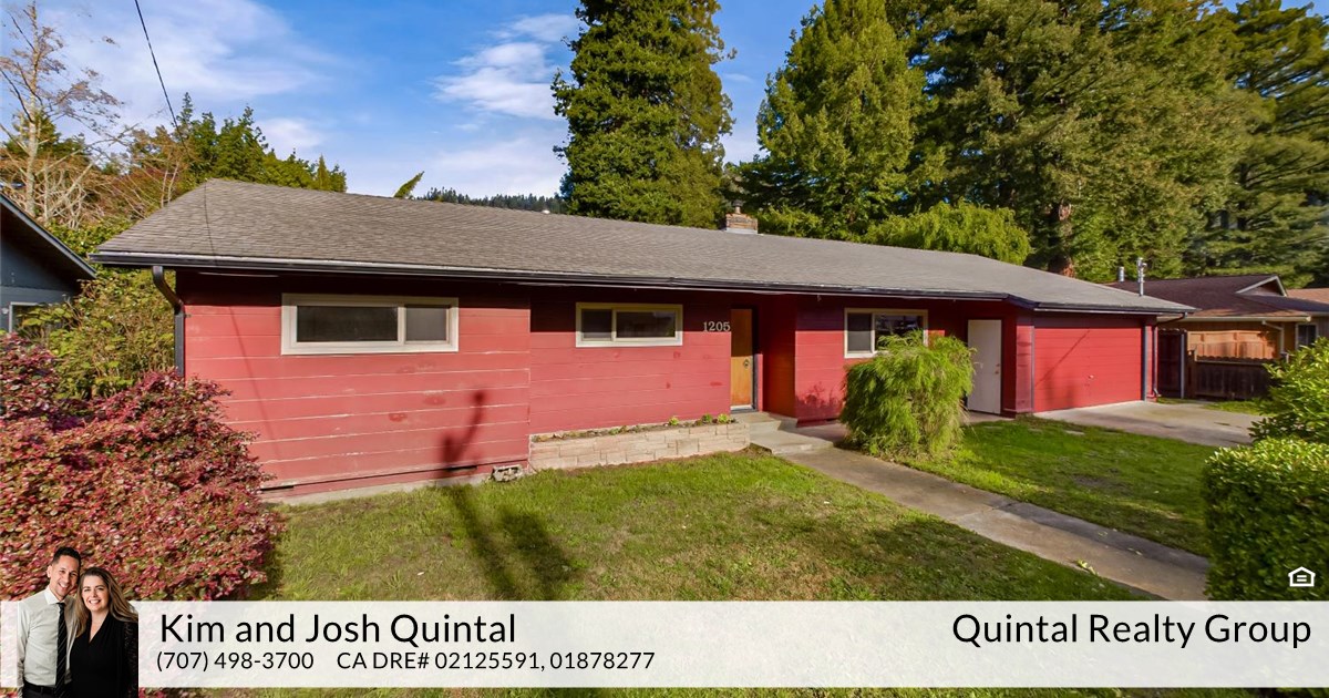 1205 Riverside Dr, Rio Dell, CA 95562