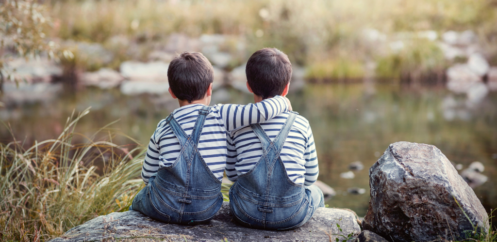 7 SETS OF FAMOUS BROTHERS