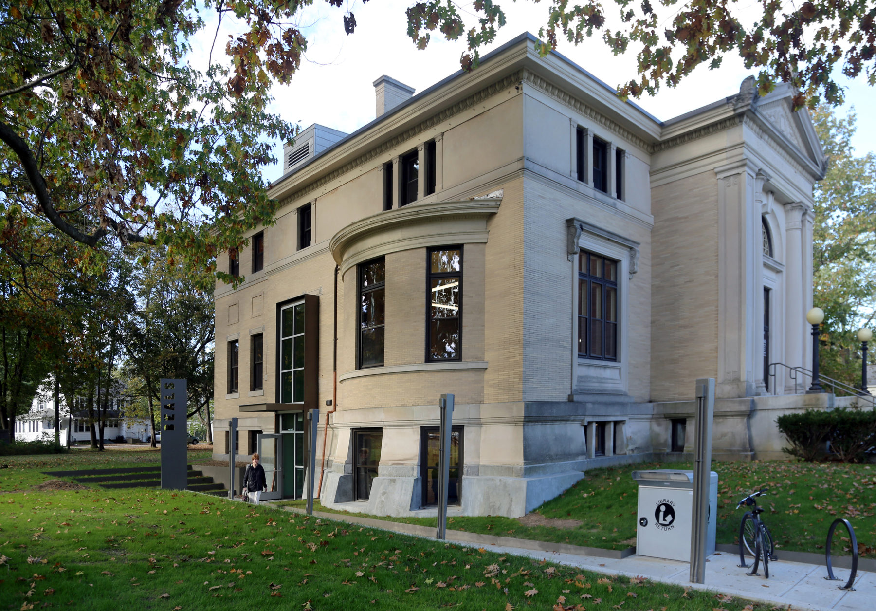 Beals Memorial Library Literary Massachusetts