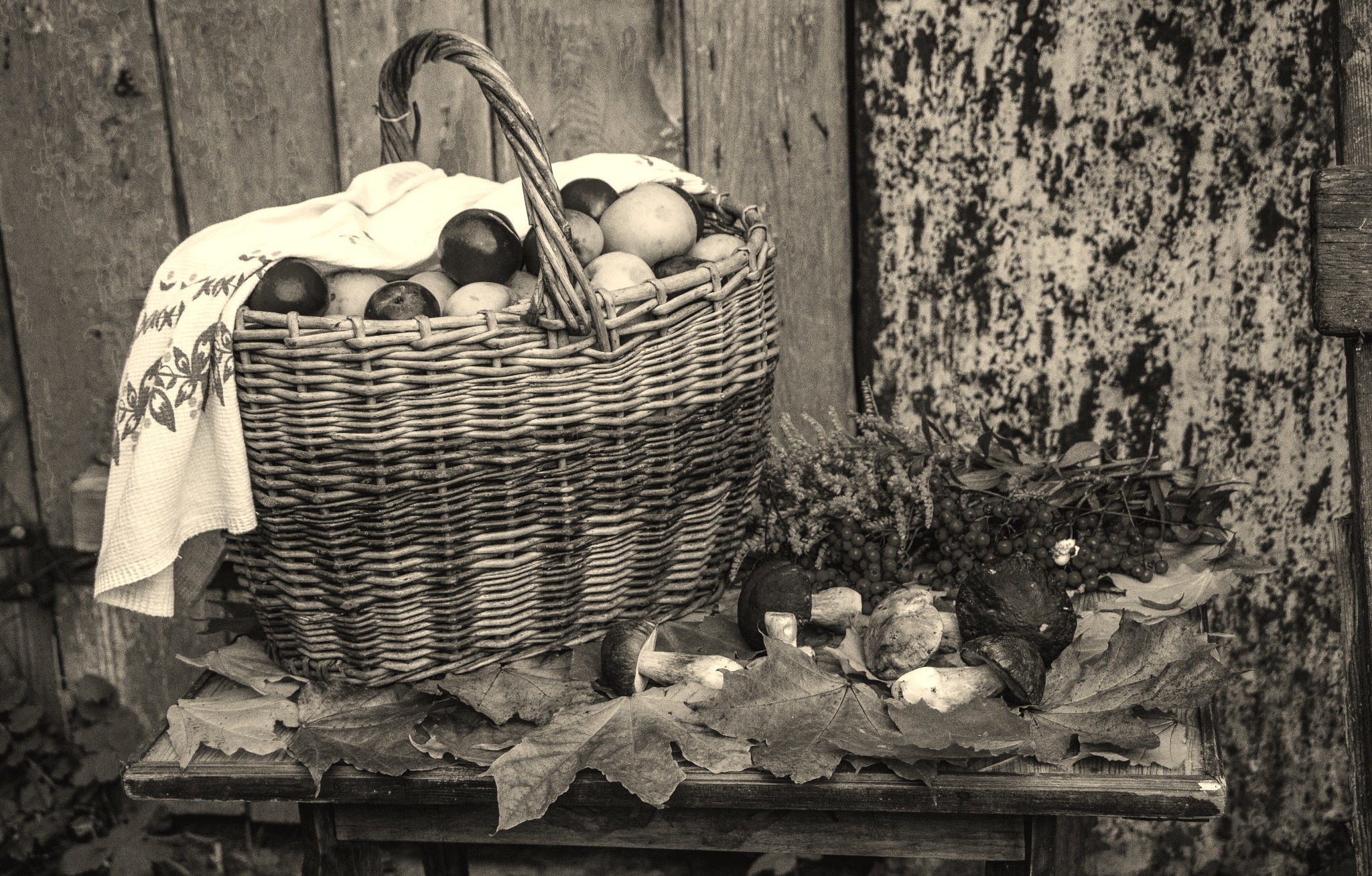 Итоговое сочинение Почему картины осени так интересны писателям